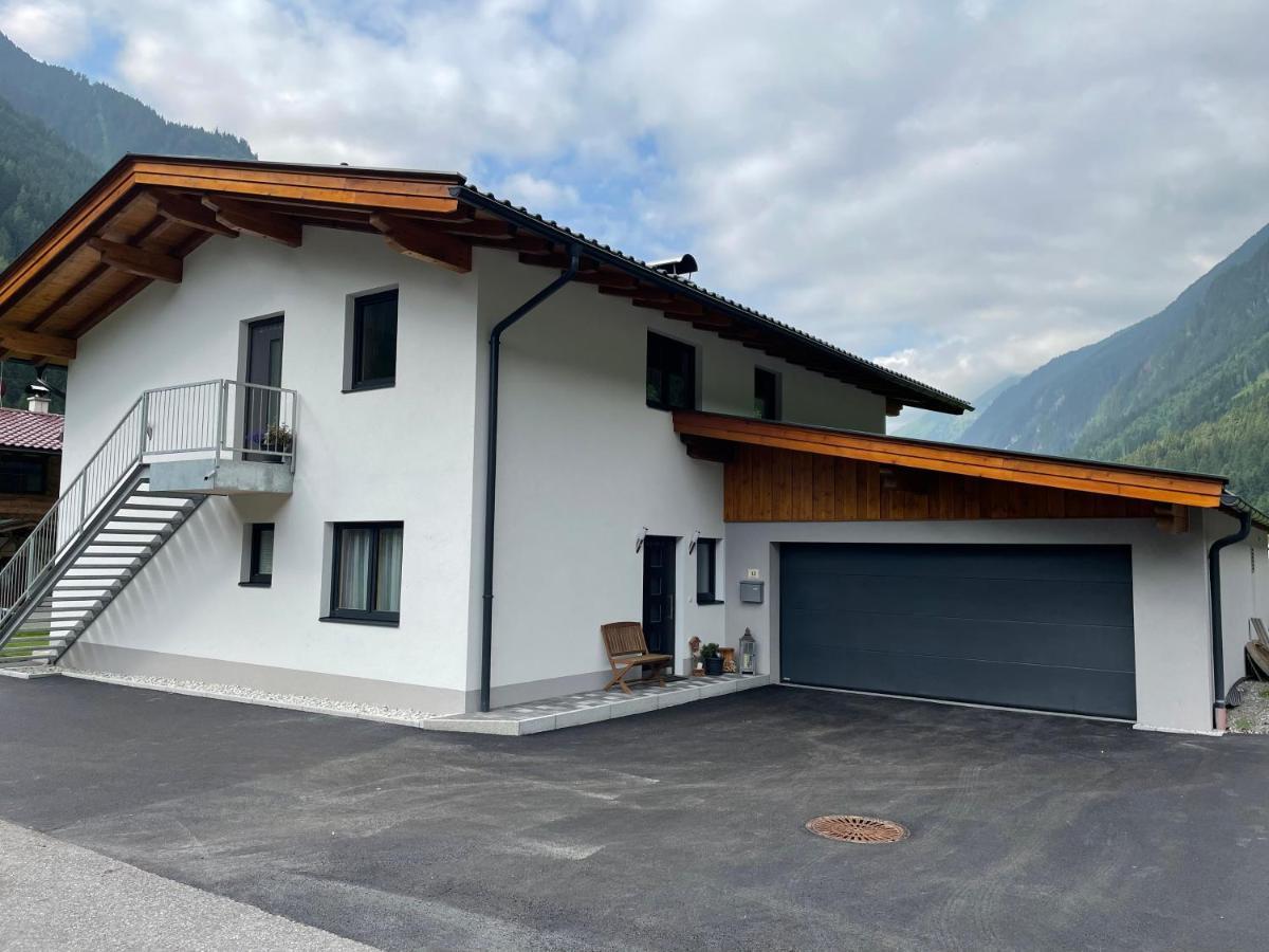 Апартаменты Haus Blickfang Нойштифт-им-Штубайталь Экстерьер фото